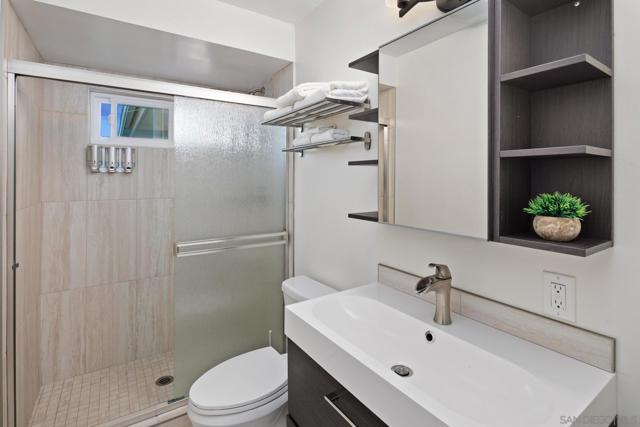 Image 33 of 50 For 9595 Alto Dr