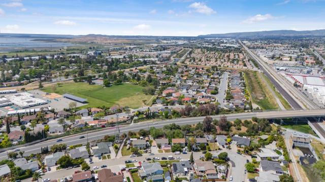 883 Vasona Street, Milpitas CA: https://media.crmls.org/mediaz/93812d3b-ee6c-4b38-a7ea-6136842a7f24.jpg