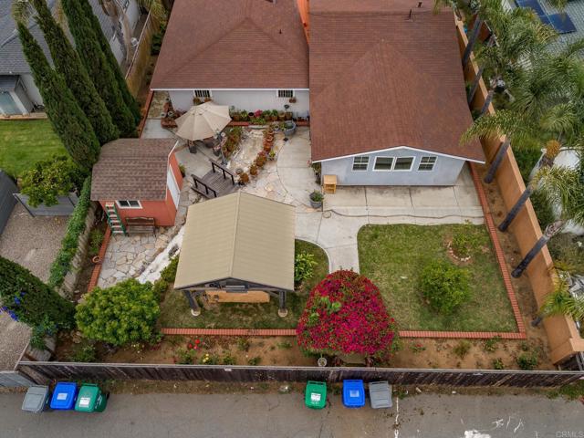 522 Garfield Street, Oceanside CA: https://media.crmls.org/mediaz/9381d524-1b2f-4233-98d5-75bd6caea957.jpg