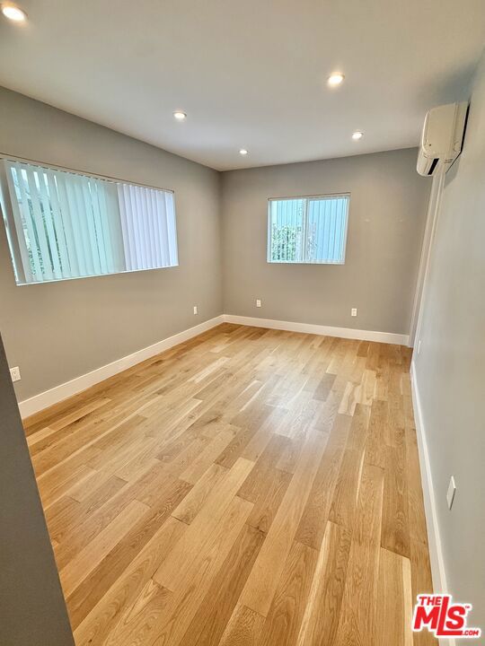 724 Ashland Avenue, 2 photo 14