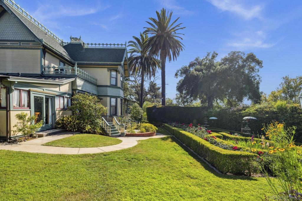 700 Juniper - photo 13