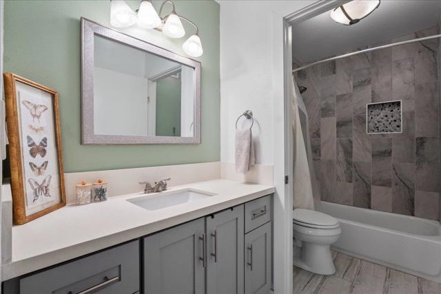 10212 Caminito Pitaya, San Diego CA: https://media.crmls.org/mediaz/9382e618-4178-4f86-9a4d-6c7438f2868d.jpg