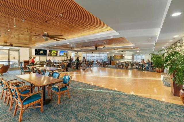 1830 Avenida Del Mundo, Coronado CA: https://media.crmls.org/mediaz/9383cd5f-0164-463b-b712-6c9eca57eff6.jpg