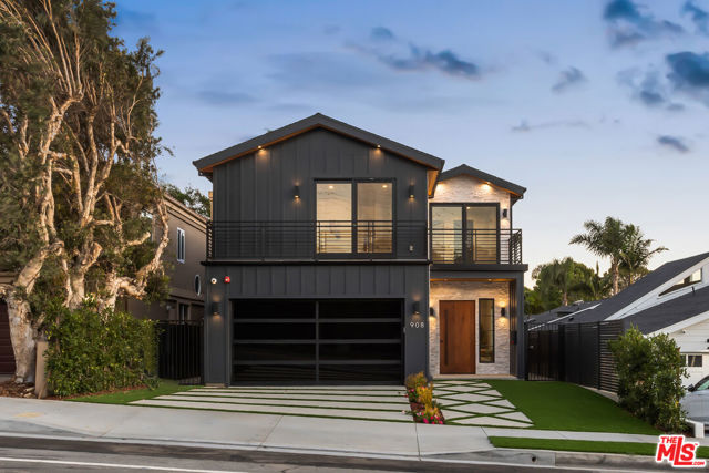 908 Rosecrans Avenue, Manhattan Beach, California 90266, 5 Bedrooms Bedrooms, ,1 BathroomBathrooms,Residential,For Sale,Rosecrans,25547139