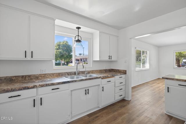 286 Homer Avenue, Ventura CA: https://media.crmls.org/mediaz/938421cf-8054-43b4-b65d-f51ccc6824c0.jpg
