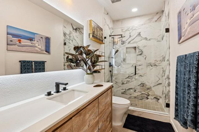 6264 Rocky Point Court, Oakland CA: https://media.crmls.org/mediaz/9384dd56-a01e-4c3a-97d1-b5a7e88d1963.jpg