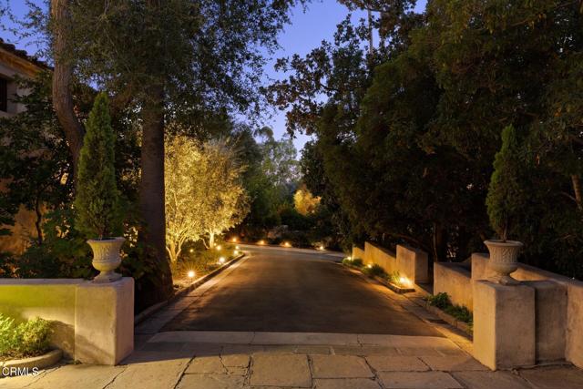 Detail Gallery Image 38 of 39 For 262 S San Rafael Ave, Pasadena,  CA 91105 - 6 Beds | 5/6 Baths