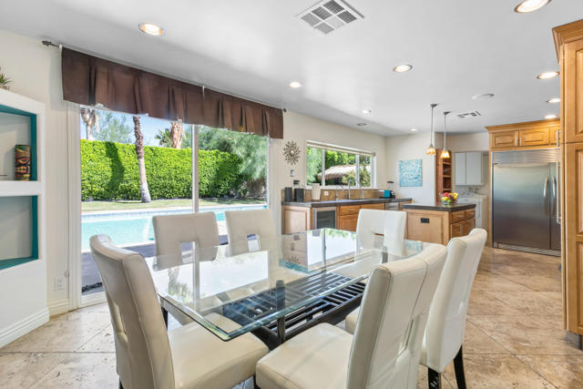 Image 14 of 77 For 502 Molino Road