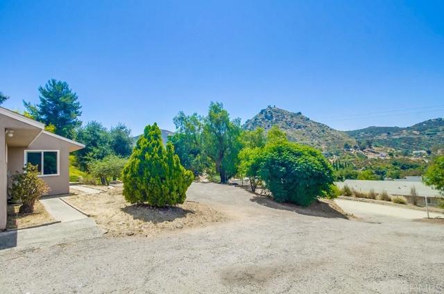Image 20 of 72 For 631 Rosalie Way