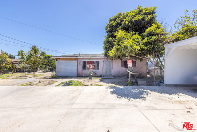 2340 119th Street, Los Angeles, California 90059, 2 Bedrooms Bedrooms, ,1 BathroomBathrooms,Single Family Residence,For Sale,119th,24379065