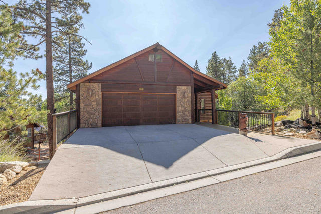 385 Sunrise Way, Big Bear, CA 92315