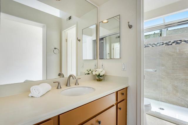 Detail Gallery Image 24 of 36 For 12916 Carmel Creek Rd, San Diego,  CA 92130 - 2 Beds | 2/1 Baths