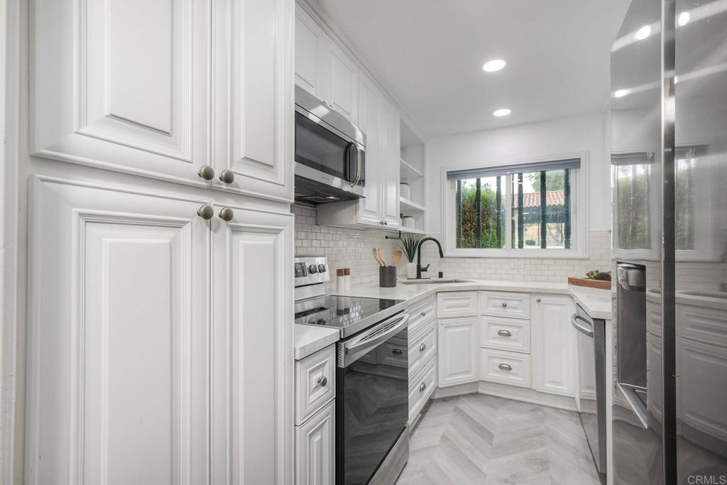 12160 Rancho Bernardo Road - photo 10