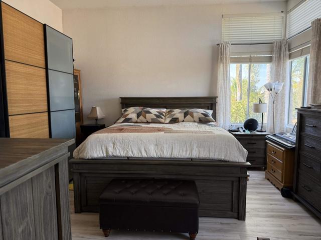 1676 W 11th Ave, Escondido CA: https://media.crmls.org/mediaz/9388b26b-ad94-4261-b915-139750e4c11b.jpg