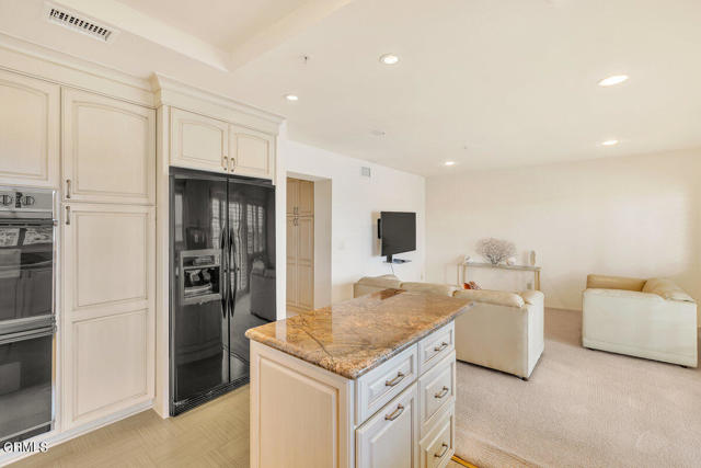 Detail Gallery Image 17 of 36 For 4250 Harbour Island Ln, Oxnard,  CA 93035 - 2 Beds | 2 Baths