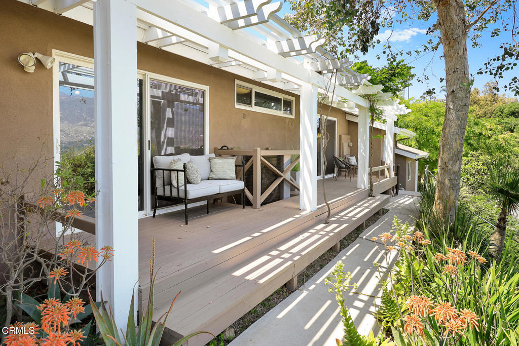 375 Berkshire Avenue La Canada Flintridge img 46