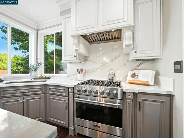 36309 Tunbridge Drive, Newark CA: https://media.crmls.org/mediaz/938a1deb-01b7-46a6-9c08-6ffa3b49e105.jpg