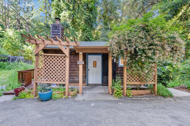 15040 Fern Avenue, Boulder Creek CA: https://media.crmls.org/mediaz/938b62cf-676b-4370-8901-5e007bf6de52.jpg