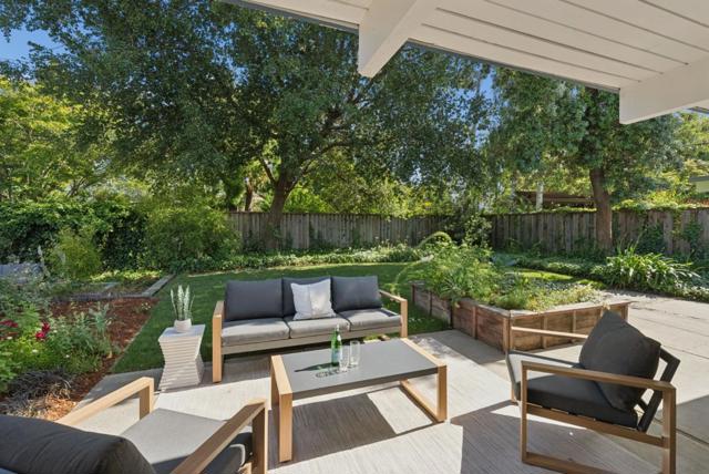 822 Dartshire Way, Sunnyvale CA: https://media.crmls.org/mediaz/938bd30b-997b-4693-9406-8b3f339fceee.jpg