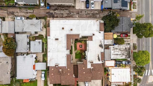 4415 38Th St, San Diego CA: https://media.crmls.org/mediaz/938bf3be-e496-41a4-9252-e70a814786b4.jpg