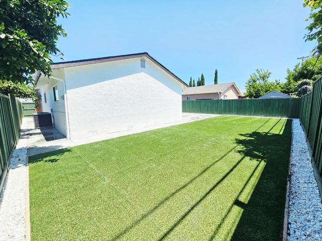 504 Beth Drive, San Jose CA: https://media.crmls.org/mediaz/938c874e-f894-4af0-8688-ce506737c200.jpg