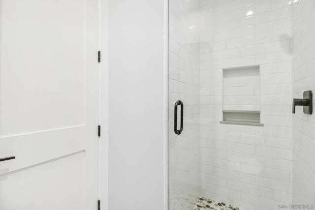 2948 Copley Ave, San Diego CA: https://media.crmls.org/mediaz/938d03b2-cd8e-4101-83cc-028ebacec182.jpg