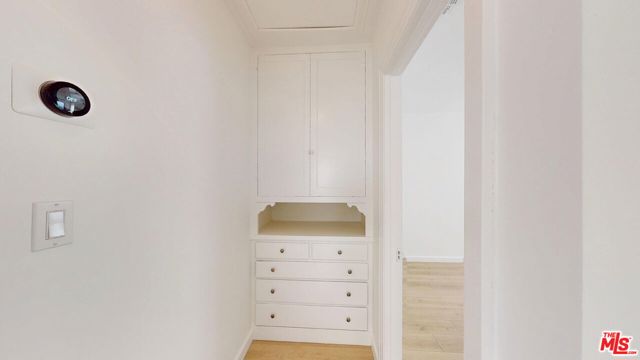 2032 W 80th Street, Los Angeles CA: https://media.crmls.org/mediaz/938d4c14-e452-4280-8b22-2d9ab4d14370.jpg