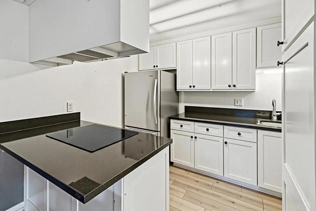 2380 Hosp Way - photo 4
