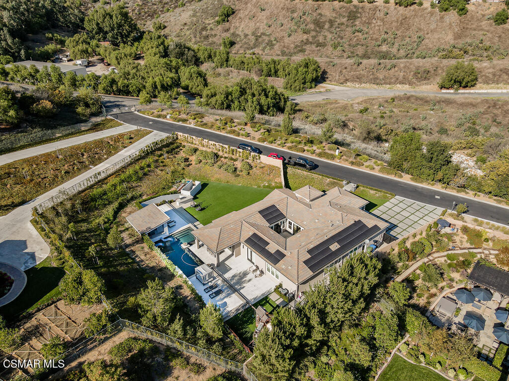 MLS #225003489 img 5