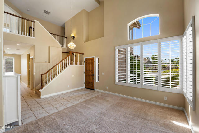 1365 La Culebra Circle, Camarillo CA: https://media.crmls.org/mediaz/938f0510-69e6-4c7b-9b3e-50eb0588c11d.jpg