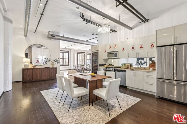 1645 N Vine Street, Los Angeles CA: https://media.crmls.org/mediaz/938f7dc6-9b95-49c6-addf-f588e75993ed.jpg