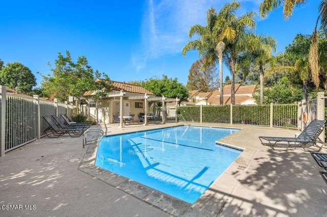 5755 Recodo Way, Camarillo CA: https://media.crmls.org/mediaz/93901228-b238-4b65-b639-c08f93ad3d54.jpg