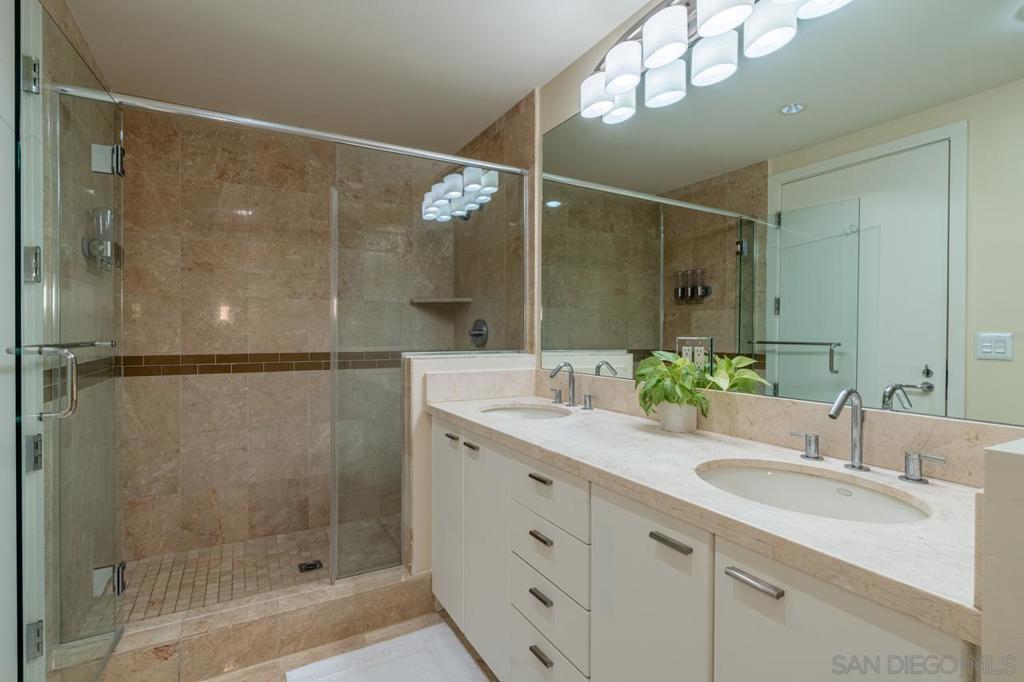 1205 Pacific Hwy - photo 19