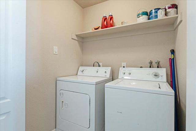 41 Grandview Street, Santa Cruz CA: https://media.crmls.org/mediaz/9390dda0-d644-4585-9870-2a50b085dcab.jpg
