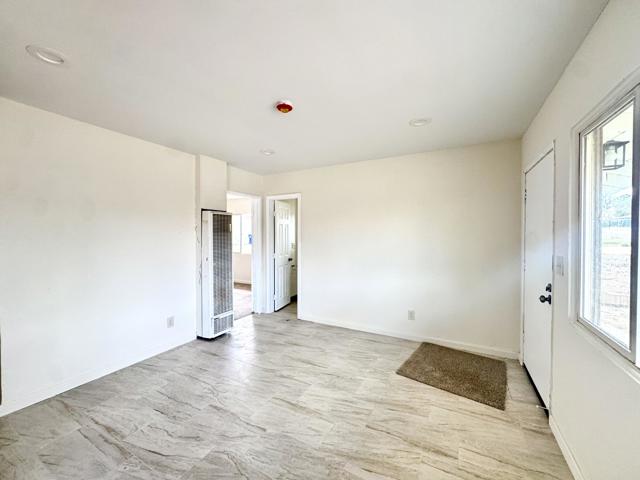 7421 Bannock Trail, Yucca Valley CA: https://media.crmls.org/mediaz/93910f85-01f4-45e1-b6b7-ba5f23192569.jpg