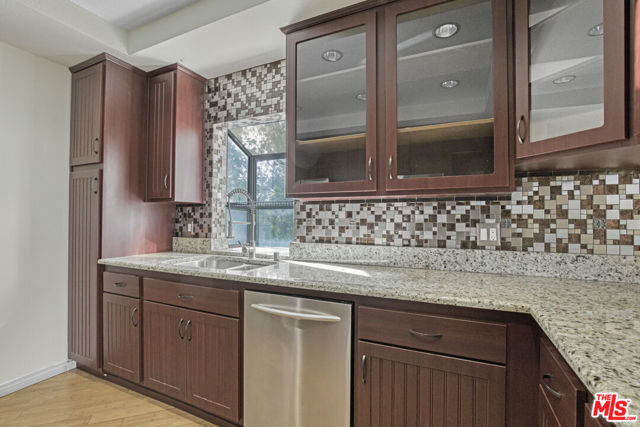 13331 Moorpark Street, Sherman Oaks CA: https://media.crmls.org/mediaz/9391166f-d63a-4ef5-90d0-6aa7f66199e3.jpg