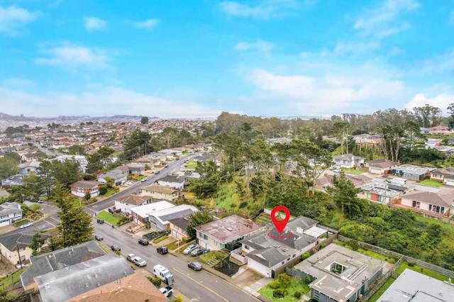 2781 Saint Cloud Drive, San Bruno CA: https://media.crmls.org/mediaz/9391c7ec-2510-4a9f-9743-3635fa34d0a3.jpg