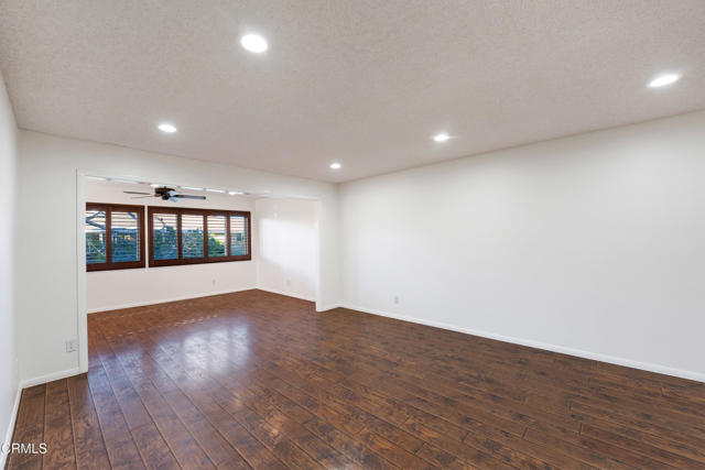 Detail Gallery Image 22 of 46 For 7115 Village 7, Camarillo,  CA 93012 - 2 Beds | 2 Baths