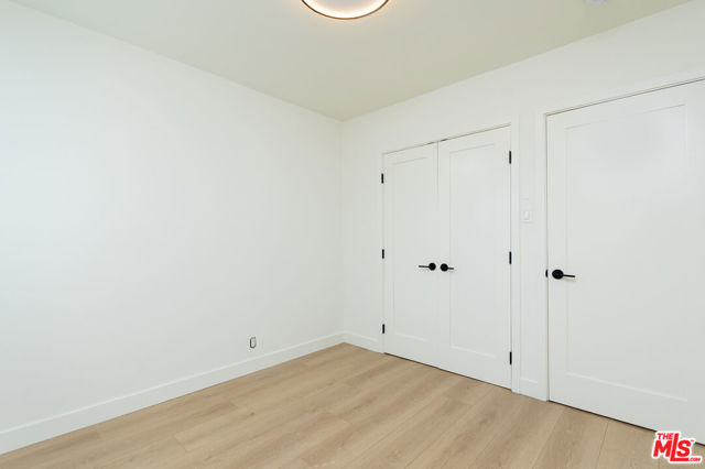 3149 N Naomi Street, Burbank CA: https://media.crmls.org/mediaz/9392f11e-f721-48b2-81f9-c889dc3ad16e.jpg