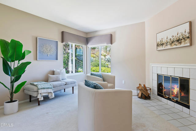 Detail Gallery Image 22 of 45 For 1480 Forest Knoll Dr, Oak Park,  CA 91377 - 4 Beds | 3 Baths