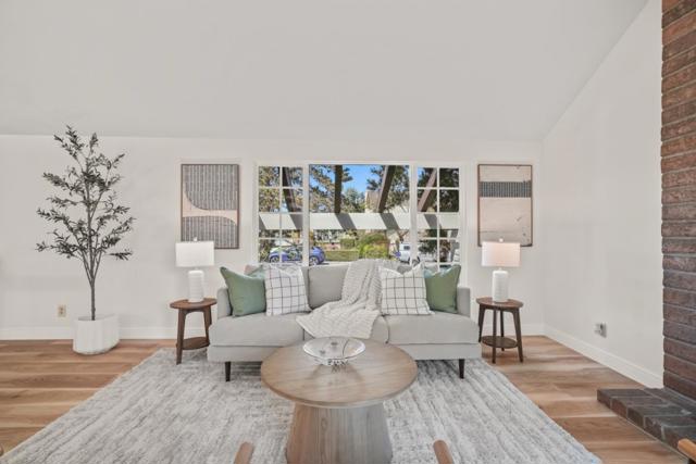 354 Port Royal Avenue, Foster City CA: https://media.crmls.org/mediaz/93941d5d-88a6-4f83-8443-90f76ac032fd.jpg
