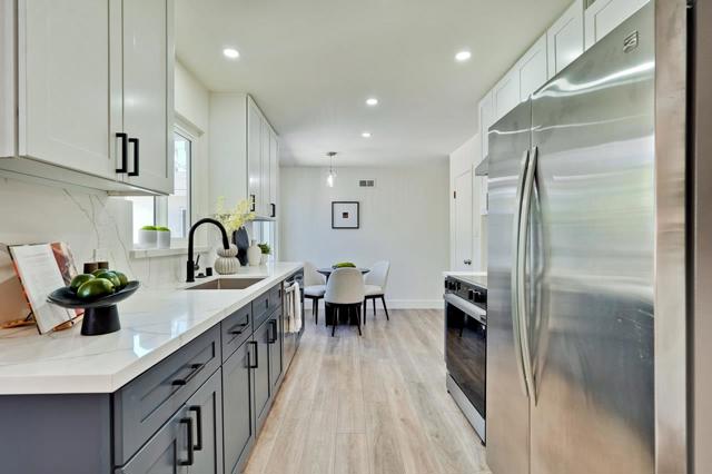 10211 E Estates Drive, Cupertino CA: https://media.crmls.org/mediaz/9394ae37-a4f9-4fb3-bfef-5257a36fb53a.jpg