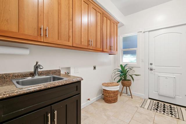 3030 Haas Drive, Aptos CA: https://media.crmls.org/mediaz/93950789-4dc2-494e-a77b-b1777289769d.jpg