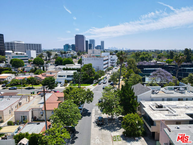 Image 3 for 8556 Gregory Way, Los Angeles, CA 90035