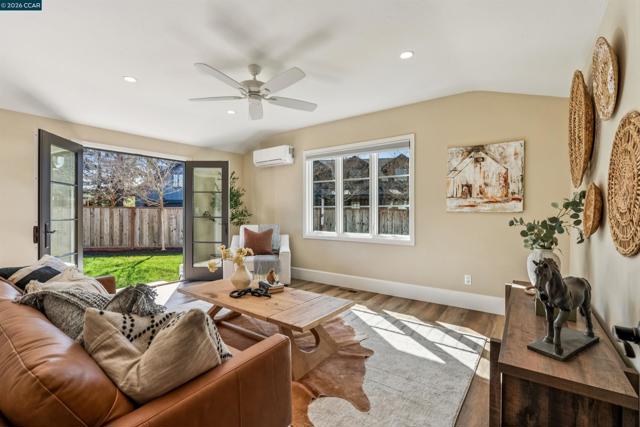 Image 40 of 54 For 850 Las Trampas Rd