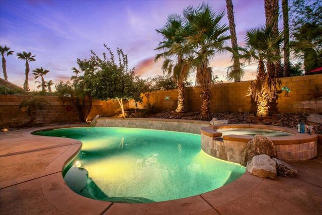79320 Desert Wind Court, La Quinta CA: https://media.crmls.org/mediaz/93967239-a0e8-4acb-b75f-22d1aad9cdc3.jpg