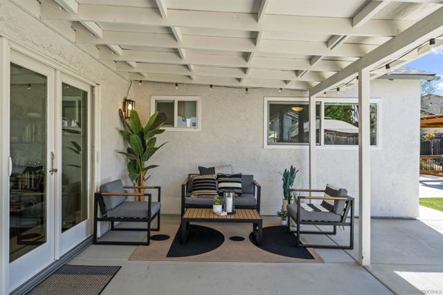 9480 Avenida Acero, Spring Valley CA: https://media.crmls.org/mediaz/9396b3e0-eeea-4b76-a53e-4a8cd2092632.jpg