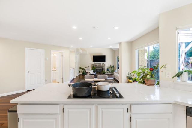17992 Hillwood Lane, Morgan Hill CA: https://media.crmls.org/mediaz/93982f6d-7412-49f6-a1ed-28450da35f33.jpg