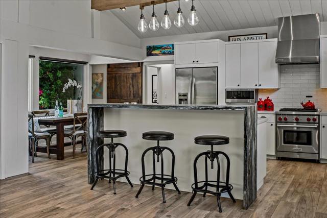 228 Vista Verde, Carmel Valley CA: https://media.crmls.org/mediaz/9398b32b-2b8d-4b55-8744-ec0d204739c1.jpg
