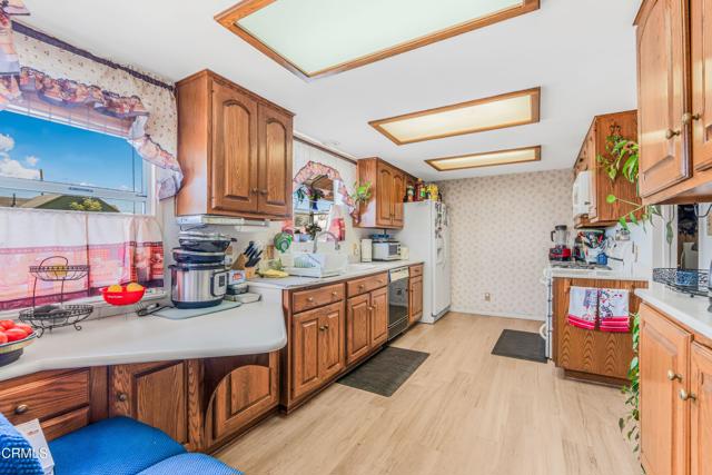 Detail Gallery Image 15 of 31 For 403 N L St, Oxnard,  CA 93030 - 3 Beds | 2 Baths
